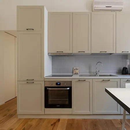 Apartamento Guesthost - M5 Isola Cozy *