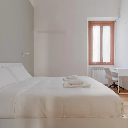 Apartamento Guesthost - M5 Isola Cozy *
