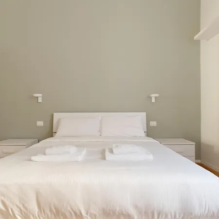 Guesthost - M5 Isola Cozy Apartamento *