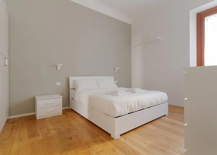 Guesthost - M5 Isola Cozy דירה מילאנו